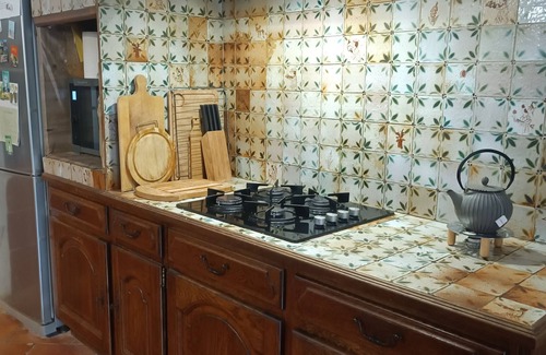 Monteils House | Experience History by the Sea with Family-Friendly Amenities