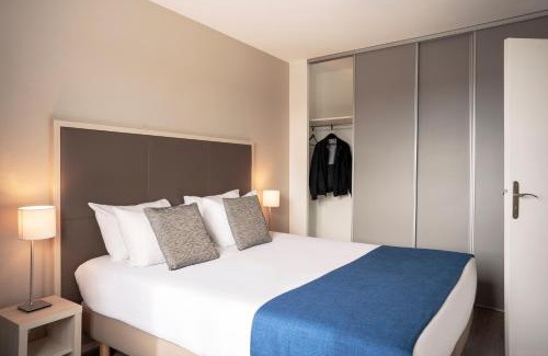 Domaine du Bois Apartment | Budget-Friendly Séjours & Affaires Paris Vincennes Hotel