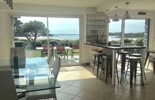 Sene House | Explore Séné Vannes: Top-Rated Waterfront Getaway
