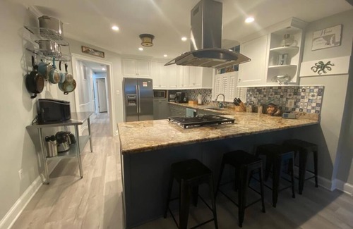 Piney Point House | Discover Sí Paradise: Waterfront Retreat with Ocean Views