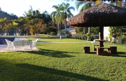 Santa Isabel House | Relax at Sítio Água Viva: Pet-Friendly Oasis with Pool