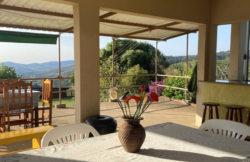Amparo Cottage | Experience Breathtaking Ocean Views at Sítio Aconchegante