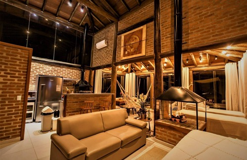 Piedade Ski Chalet | Discover Sítio da Montanha: Family-Friendly Retreat with Pool