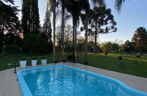 Igrejinha House | Inviting Getaway at Sítio das Figueiras with Pool & Pets