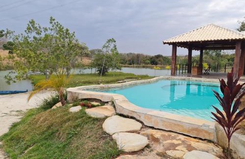 Jaboticatubas House | Idyllic Retreat at Sítio defronte Lagoa with Pool & Hot Tub