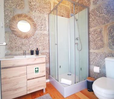 Vinho Apartment | Oceanfront Retreat at Sítio dos Cogumelos Alojamentos