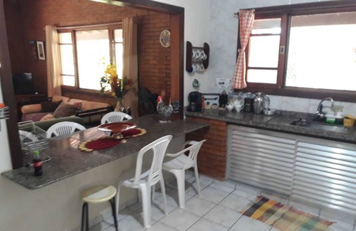 Silva Jardim House | Cozy Retreat in Aldeia Velha with Ocean View Amenities