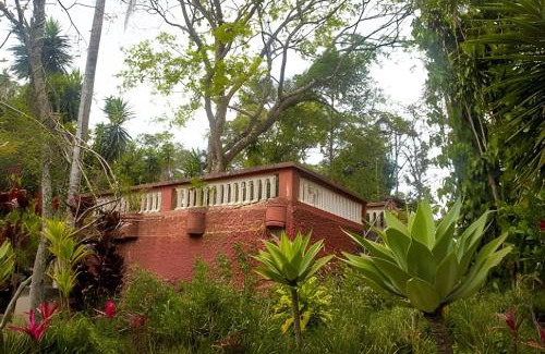 Mailasqui Villa | Discover Sítio em São Roque: Family-Friendly Escape Near SP