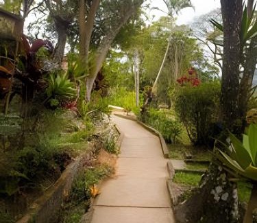 Mailasqui Villa | Discover Sítio em São Roque: Family-Friendly Escape Near SP