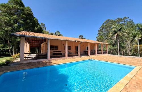 Juquitiba House | Sítio encantador com riacho e piscina LT0017