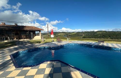 Salesopolis House | Discover Sítio frente à Barragem: Oceanfront Getaway Awaits
