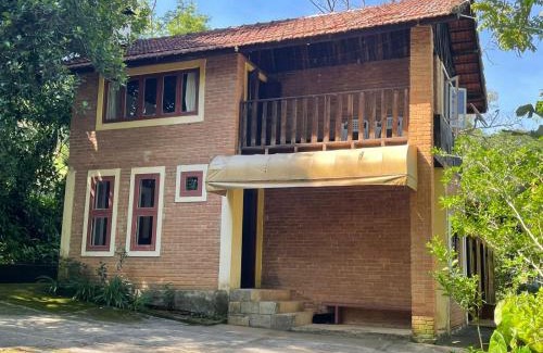 Braganca Paulista House | Pet-Friendly Sítio Ipecamirim with Oceanfront Views