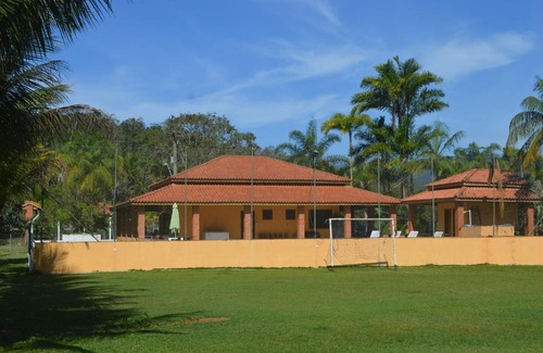 Itariri House | Top-Rated Sítio Oliveira: Family & Pet-Friendly Retreat
