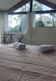 Casimiro de Abreu House | Discover Sítio Paraíso Ecológico: Family-Friendly Retreat