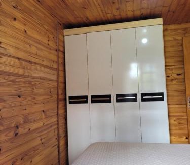 Sao Francisco de Paula Ski Chalet | Pet-Friendly Getaway at Sítio Passo do Carro - Rated 10/10