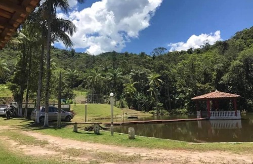 Santa Rita do Ribeira House | Discover Comfort at Sítio Peixe Verde - Pet Friendly Oasis