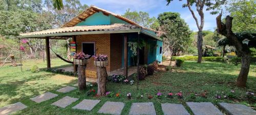Lapinha House | Explore Sítio Roda d'Água: 10/10 Pool & Breakfast Retreat