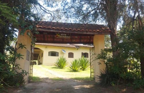 Juquitiba House | Pet-Friendly Retreat for 30 Guests in Juquitiba, SP