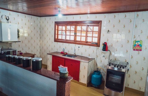 Monteiro Lobato House | Pet-Friendly Retreat at Sítio Tia Anastácia - Casa do Lago