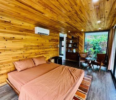 Soc Son Cabin | Cozy Sóc Sơn Homestay - Bird House with Pool & Pet Friendly
