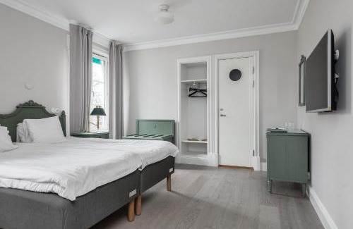 Soderkoping Hotel | Welcoming Söderköpings Brunn: Pet-Friendly with Pool Access