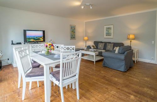 Munkmarsch House | Experience Söns Hüs: 4-Star Pet-Friendly Getaway