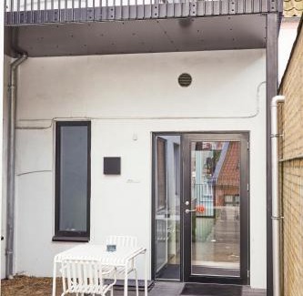 Midtbyen Apartment | Discover Søndergade: 4-Star Stay with Family-Friendly Perks