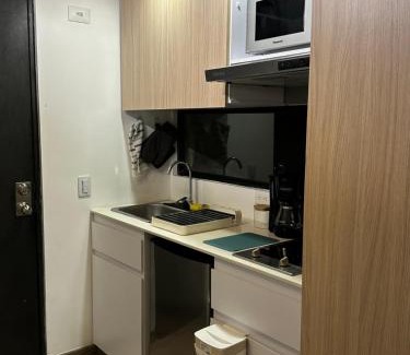 Chapinero Apartment | Top-Rated Studio in Chapinero with Pool and Kitchen