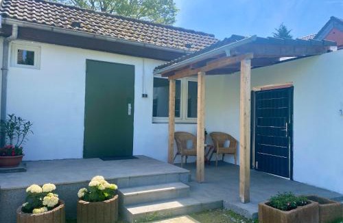 Auf der Prinz Apartment | Pet-Friendly Sweet Guest House in Prime Location