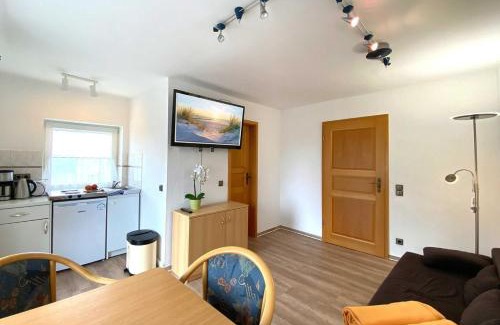 Hiddensee Apartment | Pet-Friendly Retreat at Süderhaus Hiddensee App 2