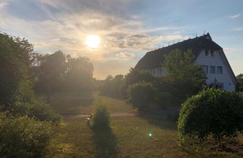Hiddensee Apartment | Pet-Friendly Retreat at Süderhaus Hiddensee App 2