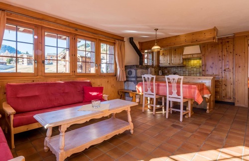 Riederalp Apartment | Explore Südlenz 33: Accessible Getaway with Spa & Kitchen