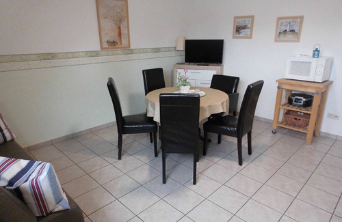 Altefaehr Apartment | Experience Oceanfront Luxury at Südstrand No. 5 in Altefaehr