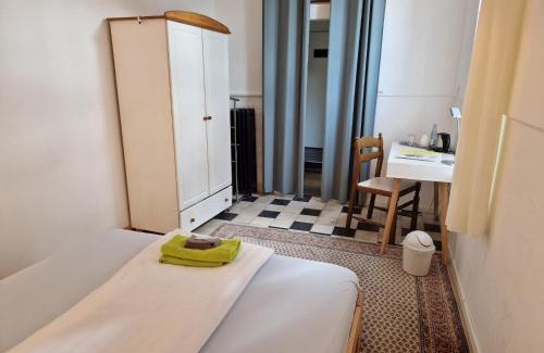 Altstadt Hotel | Budget-Friendly Stay at Sülfmeister Haus with Breakfast