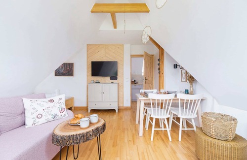 Poronin Apartment | Top-Rated Osada Słodyczkowy - 1BR Apartment with Parking