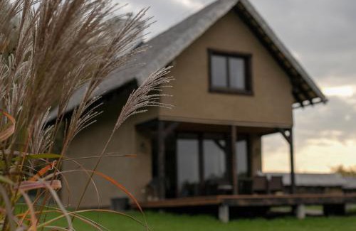 Borzechowo House | Discover Słomiany Domek: A Pet-Friendly Retreat
