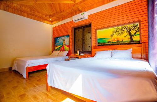 Son Trach House | Enchanting Phong Nha Hillside View Bungalow - 10/10 Stay!
