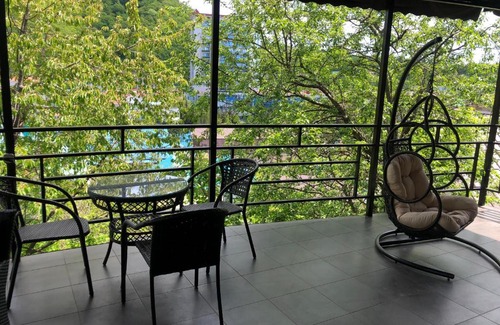 Olginka House | Outstanding SУЛЕЙМАН SУЛТАН SS: Pet Friendly & Pool Access