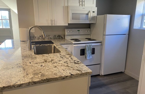 Baker Apartment | Ideal S Broadway 2-Bed Getaway with Parking & High Walk Score
