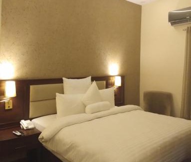 Multan Hotel | Discover S Chalet Multan: 5-Star Comfort and More