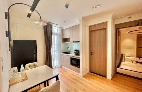 Phu Nhuan Apartment | S Home Apartment