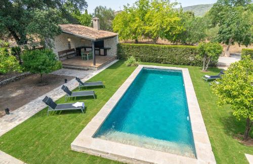 Selva House | Discover S'Hort Des Capellà Verona: Family-Friendly Retreat