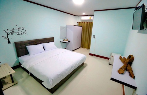 Chaeramae Hotel | Discover S House Bansaengngam: Family-Friendly Retreat