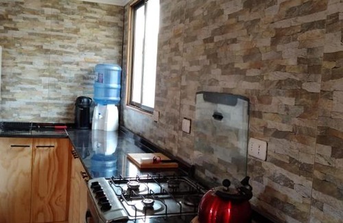El Tabo House | Pet-Friendly S&J Casa Cabaña with High Guest Ratings