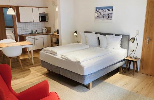 Feichten Apartment | Relaxing Studio Retreat in Peaceful Kaunertal, Rated 9/10
