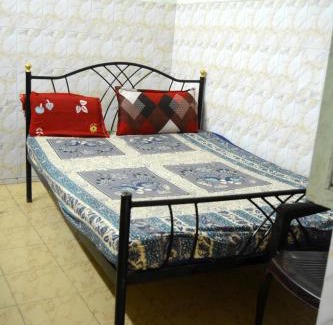 Mayiladuthurai Hotel | S M Residency