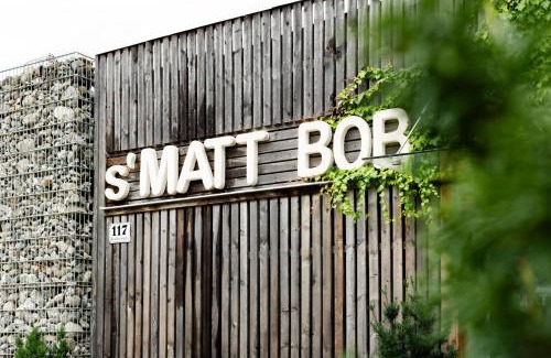 Levis Hotel | Guest Rated S'Matt Bob: Family-Friendly with Great Dining