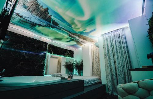 Baia Mare Apartment | S O P H I A room by 50 shades