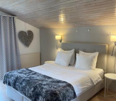Wilderswil Apartment | Pet-Friendly S&P Mountain View Apartment with 9.6/10 Rating