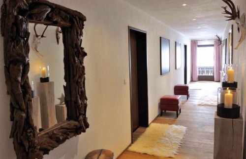 Seefeld in Tirol Bed & Breakfast | Sportalm - Seefeld: Family-Friendly Retreat with Dining